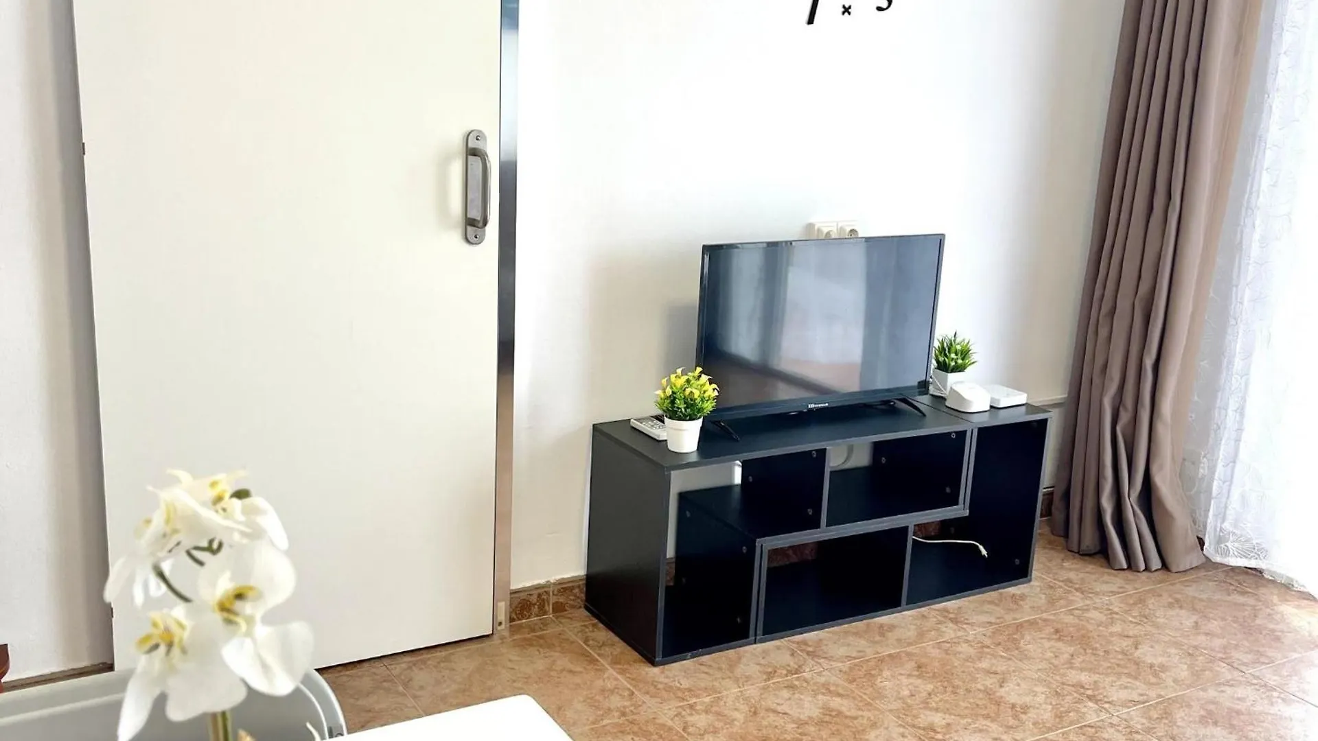 Apartbeach Bona Nova Junto Playa Y Climatizado Salou Spain